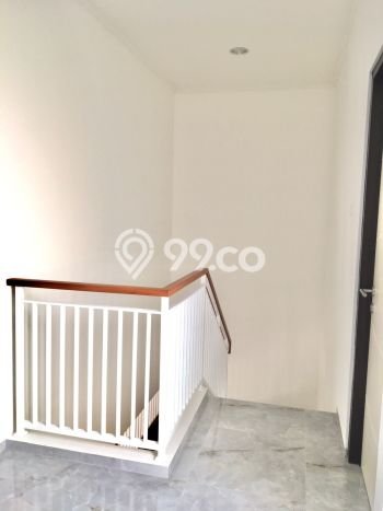 Dijual Rumah Eksklusif 3 KT di Pulo Asem, Jakarta Timur Dijual Rumah Eksklusif 3 KT di Pulo Asem, Jakarta Timur