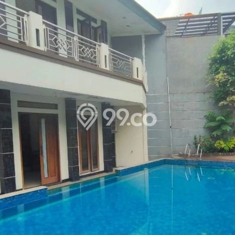 Ready to Use! Luxury House LT 409m2 Desain Modern di Cibubur Ready to Use! Luxury House LT 409m2 Desain Modern di Cibubur