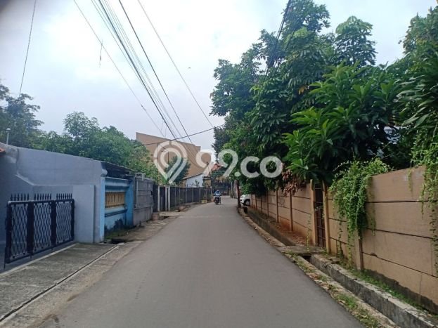 Jarang Ada! Tanah di Ciracas Punya Luas 1249m2 SHM Jarang Ada! Tanah di Ciracas Punya Luas 1249m2 SHM