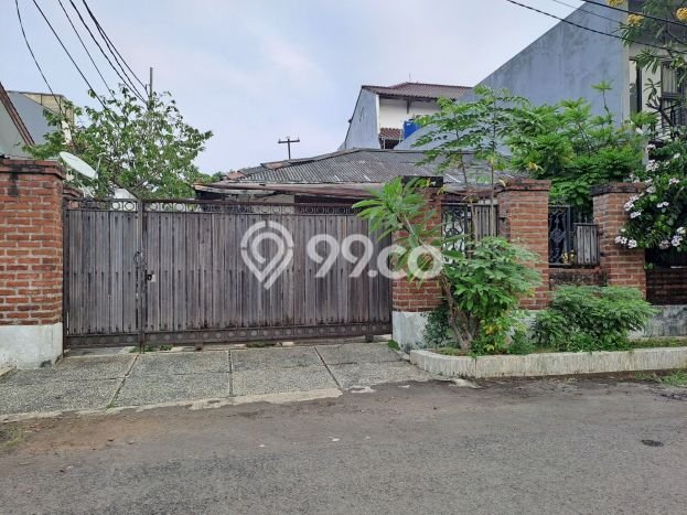 Rumah Elit Modern Tanpa Renovasi di Kayu Putih Jakarta Timur Rumah Elit Modern Tanpa Renovasi di Kayu Putih Jakarta Timur