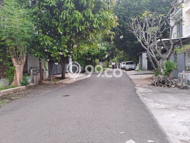 Rumah Elit Modern Tanpa Renovasi di Kayu Putih Jakarta Timur Rumah Elit Modern Tanpa Renovasi di Kayu Putih Jakarta Timur