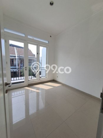 Rumah Modern 4 KT di Harapan Indah Bekasi Semi Furnished Rumah Modern 4 KT di Harapan Indah Bekasi Semi Furnished