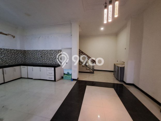 Untuk Dijual Ruko di Duren Sawit Jakarta Timur LT 228m2 / LB 273m2 Untuk Dijual Ruko di Duren Sawit Jakarta Timur LT 228m2 / LB 273m2