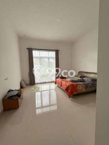 Dijual Rumah Mewah Elegan Dengan View Eksklusif di Harjamukti, Depok Dijual Rumah Mewah Elegan Dengan View Eksklusif di Harjamukti, Depok