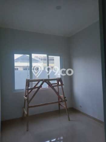 Dijual Rumah Strategis Bagus Punya 3 KT di Jagakarsa Jakarta Selatan SHM Dijual Rumah Strategis Bagus Punya 3 KT di Jagakarsa Jakarta Selatan SHM