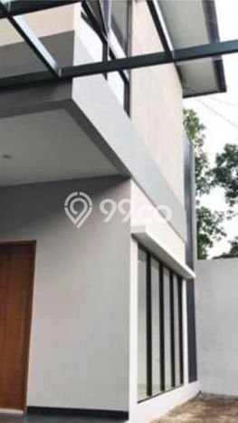 For Sale! Luxury House LT 212m2 Desain Elegan di Cipaganti For Sale! Luxury House LT 212m2 Desain Elegan di Cipaganti