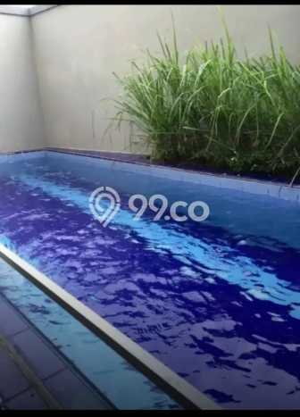 Ready to Use! Luxury House LT 230m2 Desain Elegan di Lebak Bulus Ready to Use! Luxury House LT 230m2 Desain Elegan di Lebak Bulus