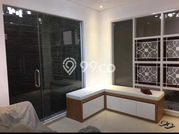 Ready to Use! Luxury House LT 230m2 Desain Elegan di Lebak Bulus Ready to Use! Luxury House LT 230m2 Desain Elegan di Lebak Bulus
