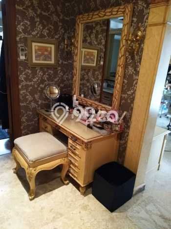 Jual Cepat Hunian Elegan Klasik di Jakarta Barat Jual Cepat Hunian Elegan Klasik di Jakarta Barat