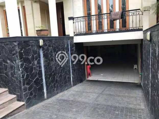 Jual Cepat Hunian Elegan Klasik di Jakarta Barat Jual Cepat Hunian Elegan Klasik di Jakarta Barat