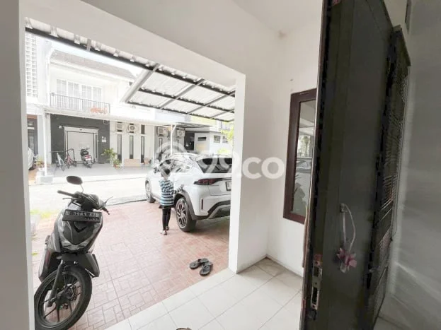 Disewakan Hunian Konsep Minimalis di Cinere Depok dengan 4 Kamar Disewakan Hunian Konsep Minimalis di Cinere Depok dengan 4 Kamar