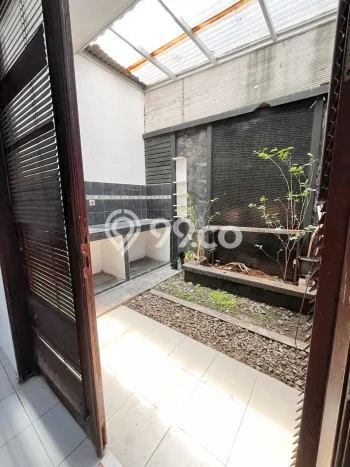 Lokasi terbaik! Rumah siap huni disewakan di Jagakarsa LB 114m2 Lokasi terbaik! Rumah siap huni disewakan di Jagakarsa LB 114m2