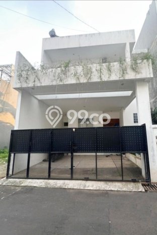 Rumah Sewa Jakarta Selatan LT 130m2 LB 182m2 Area Ragunan Rumah Sewa Jakarta Selatan LT 130m2 LB 182m2 Area Ragunan