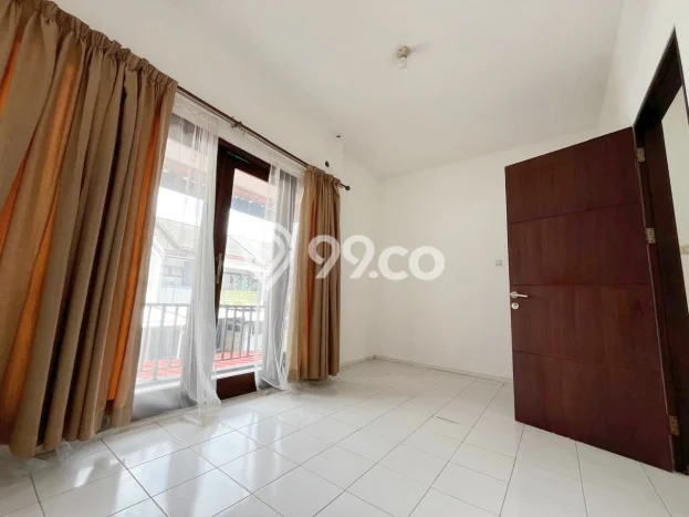 Lokasi terbaik! Rumah siap huni disewakan di Jagakarsa LB 114m2 Lokasi terbaik! Rumah siap huni disewakan di Jagakarsa LB 114m2