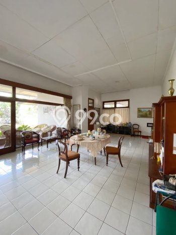 Jual Rumah Luas Megah Dengan View Eksklusif di Kemang, Jakarta Selatan Jual Rumah Luas Megah Dengan View Eksklusif di Kemang, Jakarta Selatan