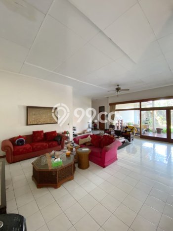 Jual Rumah Luas Megah Dengan View Eksklusif di Kemang, Jakarta Selatan Jual Rumah Luas Megah Dengan View Eksklusif di Kemang, Jakarta Selatan