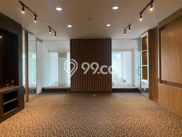 Unit Komersial Tersedia di Kemang Spesifikasi LB 65m2 Unit Komersial Tersedia di Kemang Spesifikasi LB 65m2