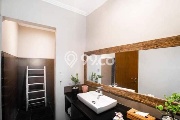 PELUANG INVESTASI! Vila di Canggu, Area 200m2m², Potensi Bagus PELUANG INVESTASI! Vila di Canggu, Area 200m2m², Potensi Bagus