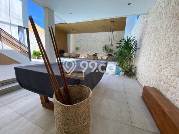 Vila di , Area 300m2m², Lokasi Strategis Vila di , Area 300m2m², Lokasi Strategis