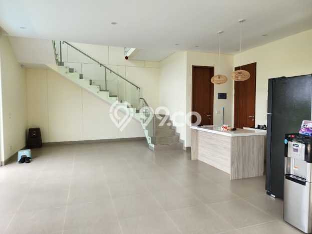 Vila Kawasan , Area 0m2m², Area Strategis, Tersedia Vila Kawasan , Area 0m2m², Area Strategis, Tersedia