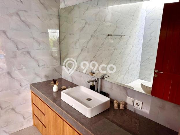 Vila Strategis Kawasan , Area 0m2m², Tersedia Segera Vila Strategis Kawasan , Area 0m2m², Tersedia Segera