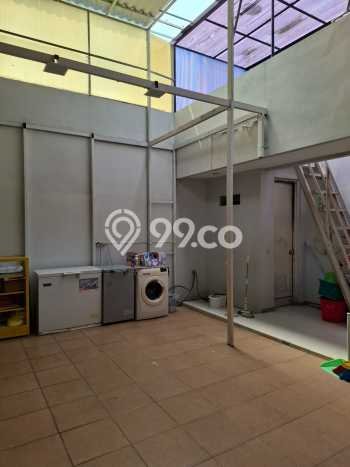 Rumah Elit Modern Tanpa Renovasi di Citraland Surabaya Rumah Elit Modern Tanpa Renovasi di Citraland Surabaya