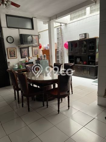 Rumah Eksklusif Dijual LT 326m2 di Buduran, Sidoarjo Rumah Eksklusif Dijual LT 326m2 di Buduran, Sidoarjo