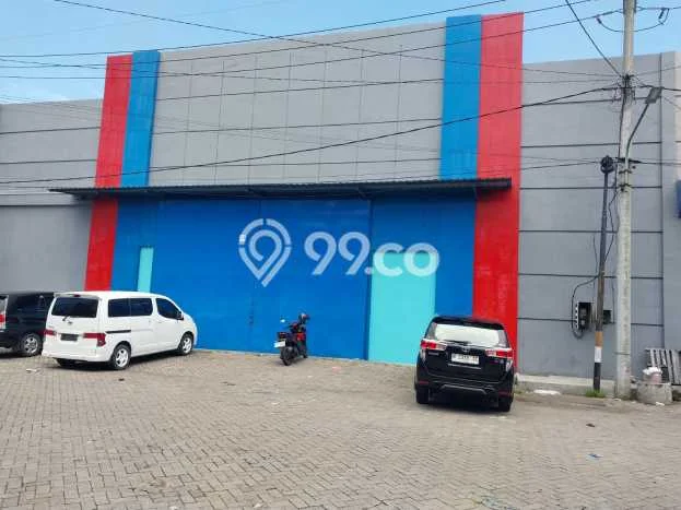 LOKASI BISNIS! Gudang For Rent Kawasan Buduran, Luas 920m2m², Akses Strategis LOKASI BISNIS! Gudang For Rent Kawasan Buduran, Luas 920m2m², Akses Strategis