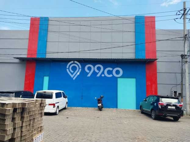 LOKASI BISNIS! Gudang For Rent Kawasan Buduran, Luas 920m2m², Akses Strategis LOKASI BISNIS! Gudang For Rent Kawasan Buduran, Luas 920m2m², Akses Strategis