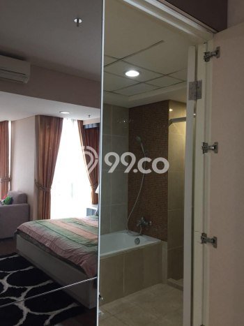 Hunian Apartemen Eksklusif untuk Dijual di Surabaya dengan 3 BR & 2 Kamar Mandi Hunian Apartemen Eksklusif untuk Dijual di Surabaya dengan 3 BR & 2 Kamar Mandi
