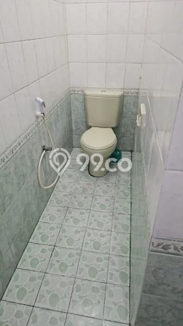 Sewa Rumah Murah di Dharma Husada Surabaya Punya 4 KT Sewa Rumah Murah di Dharma Husada Surabaya Punya 4 KT