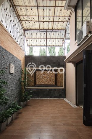 Rumah Luxury Modern Siap Huni di Wisata Bukit Mas Surabaya Rumah Luxury Modern Siap Huni di Wisata Bukit Mas Surabaya