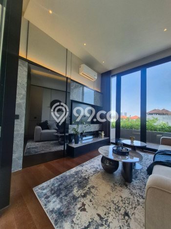 Dijual Rumah Luas Elegan Dengan View Cantik di Graha, Surabaya Dijual Rumah Luas Elegan Dengan View Cantik di Graha, Surabaya