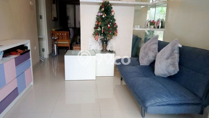 For Sale Hunian Rumah Terawat 5 KT di Manyar, Surabaya For Sale Hunian Rumah Terawat 5 KT di Manyar, Surabaya