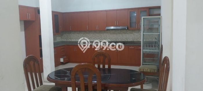 Disewakan Ruko komersial di Nginden luas bangunan 900m2 Disewakan Ruko komersial di Nginden luas bangunan 900m2
