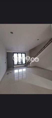 For Sale Rumah 3 Kamar Lokasi Ideal Nyaman dan Strategis di Waru For Sale Rumah 3 Kamar Lokasi Ideal Nyaman dan Strategis di Waru