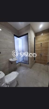 For Sale Rumah 3 Kamar Lokasi Ideal Nyaman dan Strategis di Waru For Sale Rumah 3 Kamar Lokasi Ideal Nyaman dan Strategis di Waru