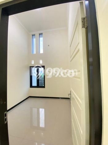 Ruko Bagus Dijual di Medokan Ayu Surabaya Lokasi Strategis Cocok untuk Kembangkan Bisnis Ruko Bagus Dijual di Medokan Ayu Surabaya Lokasi Strategis Cocok untuk Kembangkan Bisnis