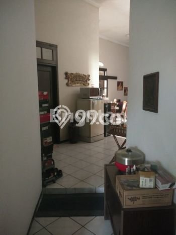 Hot Offer Hunian Mewah Ideal dan Luas di Gayungan, Surabaya Hot Offer Hunian Mewah Ideal dan Luas di Gayungan, Surabaya