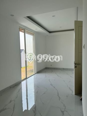 Ruko Dijual di Pakuwon City LT 96m2, LB 190m2 Solusi Investasi Cerdas Ruko Dijual di Pakuwon City LT 96m2, LB 190m2 Solusi Investasi Cerdas