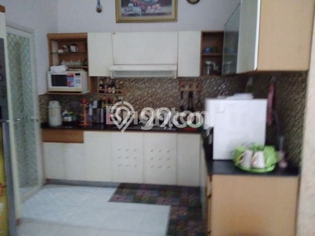 Dijual Hunian Mewah dengan Fasilitas Sekitar Lengkap di Rungkut, Surabaya Dijual Hunian Mewah dengan Fasilitas Sekitar Lengkap di Rungkut, Surabaya