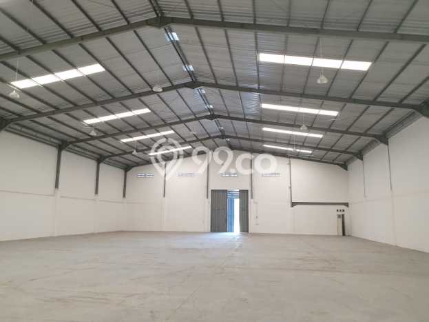 Gudang Lokasi Strategis Kawasan Kalianak, Luas 1100m2m², Disewakan, Pusat Bisnis Gudang Lokasi Strategis Kawasan Kalianak, Luas 1100m2m², Disewakan, Pusat Bisnis