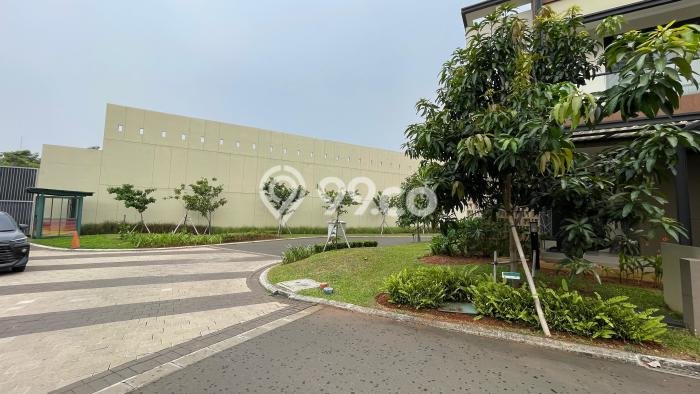 Ready to Use! Premium House LT 131m2 Desain Elegan di Gading Serpong Ready to Use! Premium House LT 131m2 Desain Elegan di Gading Serpong