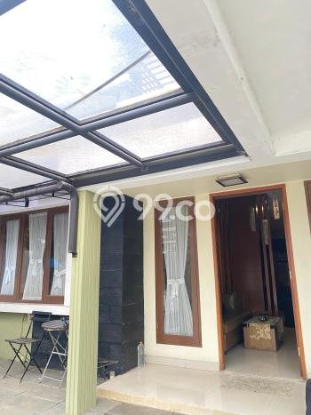 Rumah Elit Modern Tanpa Renovasi di BSD Delatinos Tangerang Rumah Elit Modern Tanpa Renovasi di BSD Delatinos Tangerang