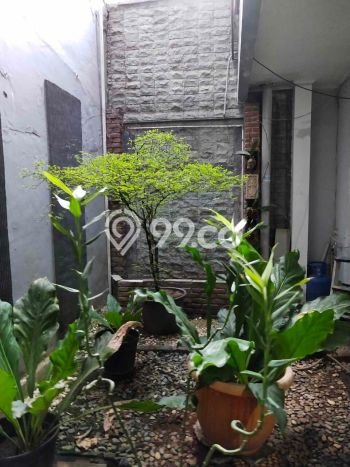 Rumah Modern 6 Kamar LT 140m2 di Cireundeu Rumah Modern 6 Kamar LT 140m2 di Cireundeu
