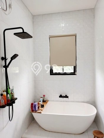 Rumah Luxury Modern Siap Huni di BSD Neo Catalonia Tangerang Rumah Luxury Modern Siap Huni di BSD Neo Catalonia Tangerang