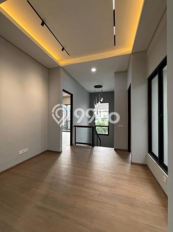Rumah Luxury Modern Tanpa Renovasi di BSD Griya Loka Tangerang Rumah Luxury Modern Tanpa Renovasi di BSD Griya Loka Tangerang