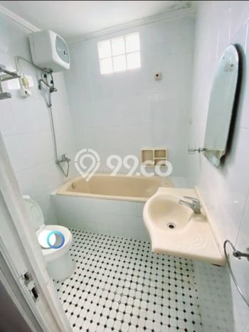 Rumah Elit Modern Tanpa Renovasi di BSD City Tangerang Rumah Elit Modern Tanpa Renovasi di BSD City Tangerang