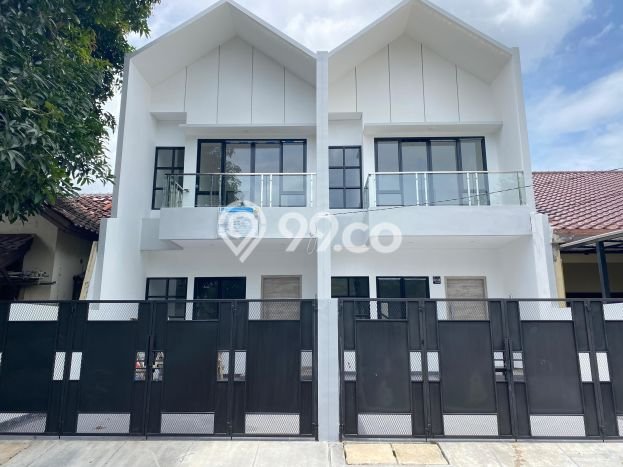 Rumah Modern 4 KT di Serpong Villa Melati Mas Tangerang Selatan Unfurnished Rumah Modern 4 KT di Serpong Villa Melati Mas Tangerang Selatan Unfurnished