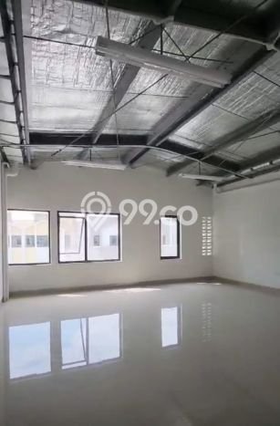 FOR RENT! Gudang di BSD Cocok untuk Bisnis 138m2 FOR RENT! Gudang di BSD Cocok untuk Bisnis 138m2